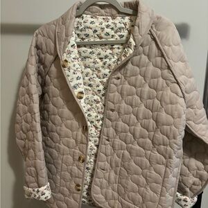 Beige floral quilted coat size M